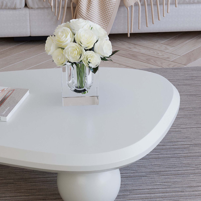 Table basse Cloud avec 3 pieds sphériques