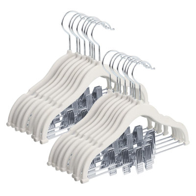 Bairiki Velvet Hangers With Clips