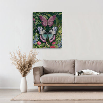 Fleurs et papillons sauvages sur toile, design par Nicole Tamarin