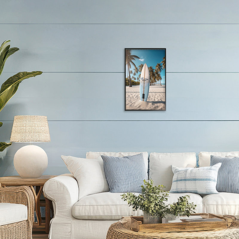 Giclée encadrée de planche de surf debout sur fond flou, design par LSR Design Studio, H 18 po x l 12 po