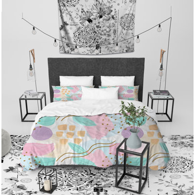 Pink Abstract Polyester Duvet Cover