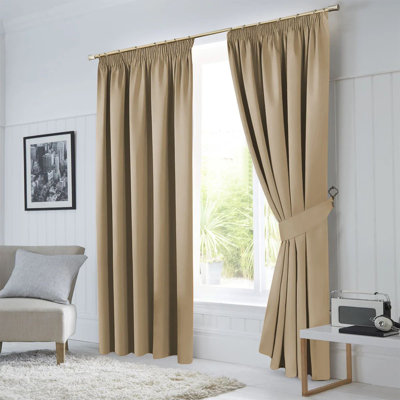 260 GSM Blackout Pencil Pleated Thermal Curtain (Set Of 2)