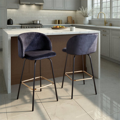 Tabouret de comptoir à hauteur fixe avec pivot en métal noir et velours noir avec repose-pieds carré en métal doré - ensemble de 2
