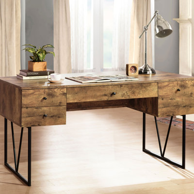 Bureau rustique couleur muscade à 4 tiroirs avec pattes en métal et design vintage, créant un espace de travail confortable au bureau, 73,7 cm de profondeur, étagères en bois au fini vieilli, pour une organisation optimale du bureau.