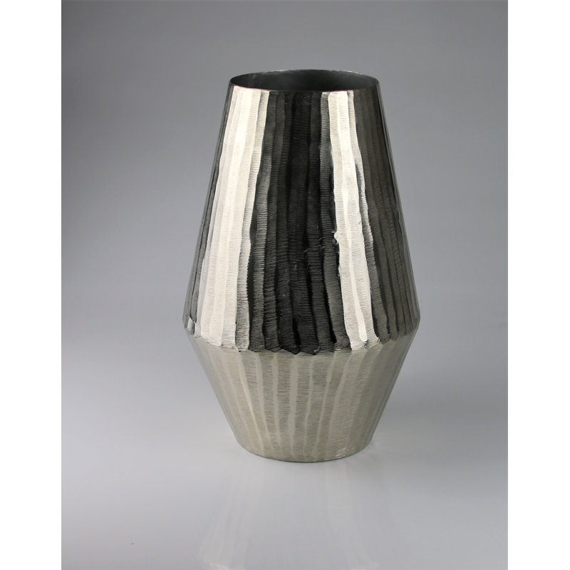Sudlersville Handmade Aluminum Table Vase, Silver, 35cm H x 16.5cm W x 16.5cm D