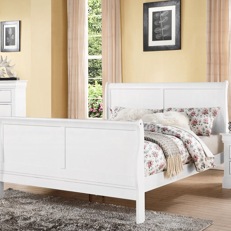 White Queen Bed With A Timeless Design And Materials Solid Construction Extra Space