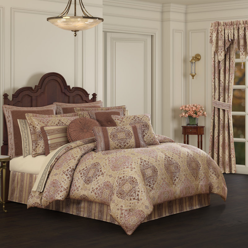 Weston - Coussin décoratif carré en terre cuite 18 po