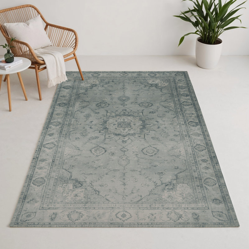 Tabriz Green Indoor and Outdoor Area Rug, Rectangle 3' x 5'