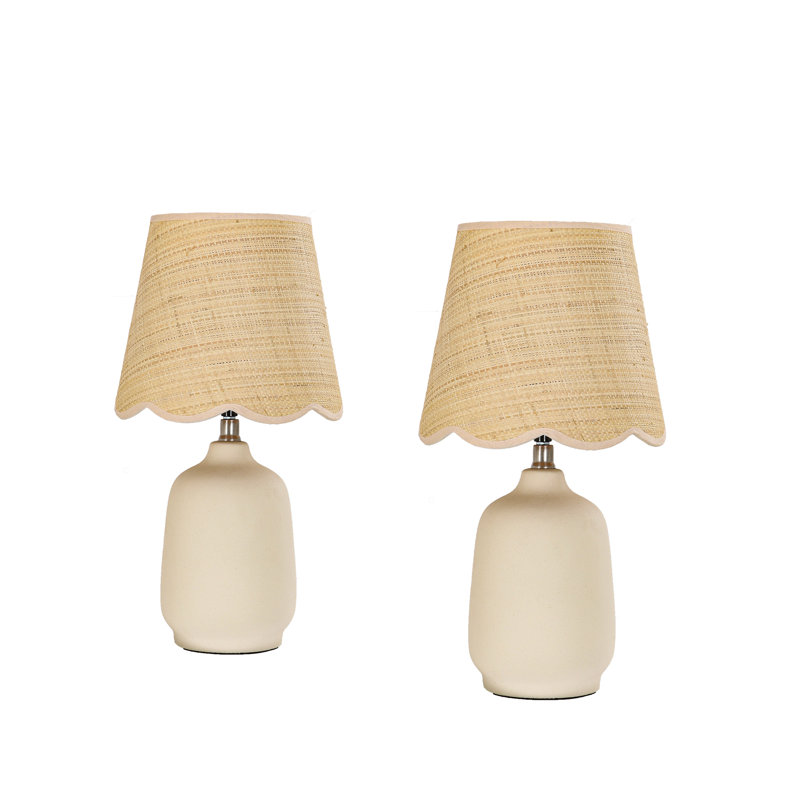 Lampe de table en céramique avec abat-jour festonné Kokeno, Blanc, crème