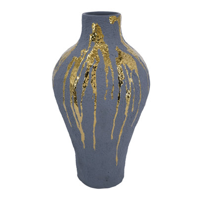 10X10X19.5" Vase