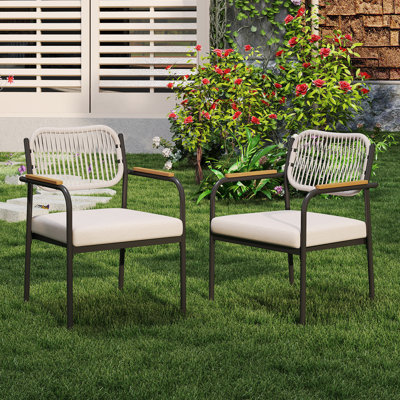 Chaises de patio en métal et rotin