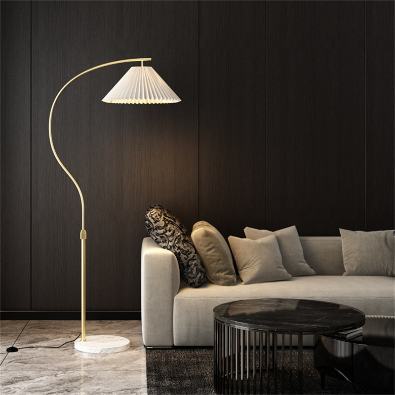 Lampe sur pied arquée 63 po Tesfa