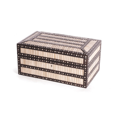 Hip Vintage Plastic Decorative Bins
