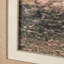 «Walking Away a Hand», reproduction d'art texturée encadrée matte sous verre