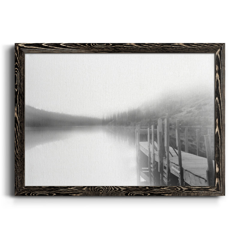 «Mist On The Docks» - Toile encadrée de qualité supérieure - prête à être accrochée, Noir, H 20 po x l 17 po x P 1,5 po