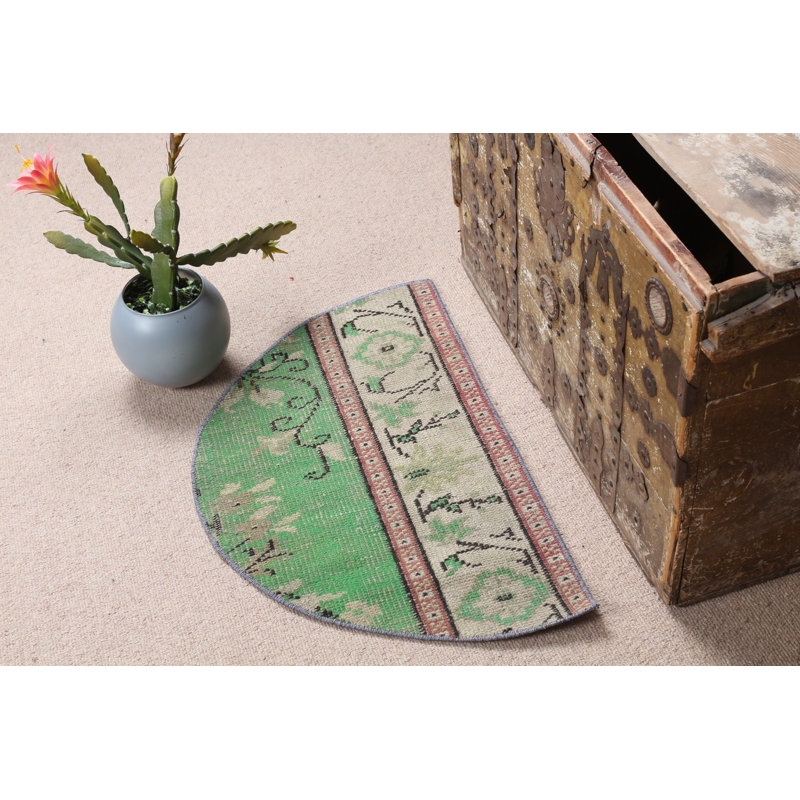 Tapis turc rétro idéal pour un tapis de porte ou un tapis rond vert de la région d'Anatolie
