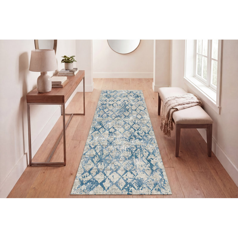Alverez Geometric Indoor Rug, Runner 2'2" x 7'7"