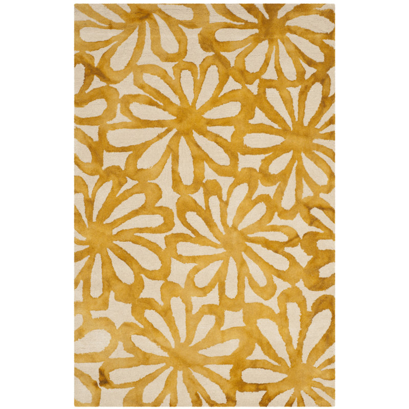 Narmada Hand Tufted Wool/Cotton Geometric Rug in Beige, Rectangle 4' x 6'