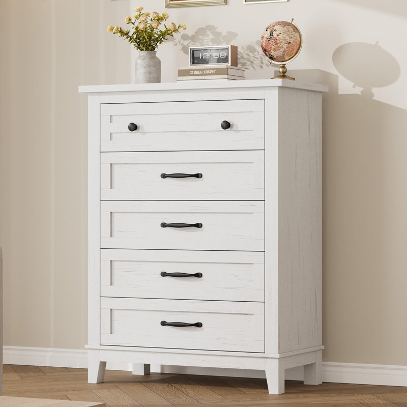 Commode de 31,5 po de largeur pour chambre à coucher, 5 tiroirs, commode en bois avec poignées en métal, commode pour garde-robe