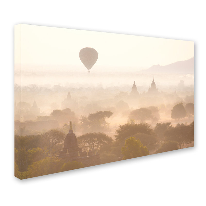 Ann «Hot Air Balloon», reproduction de photo sur toile tendue Ann, H 16 po x l 24 po