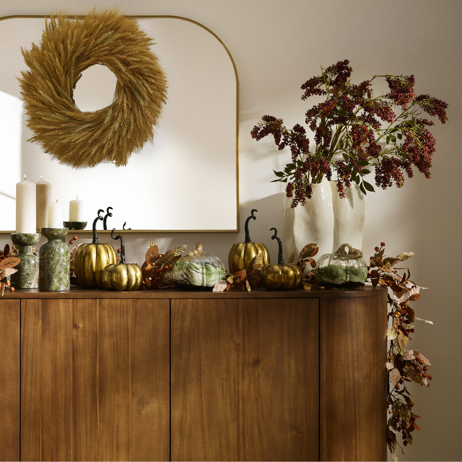 22" Handcrafted Sunwashed Wheat Wreath