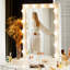 Miroir de maquillage-698865188