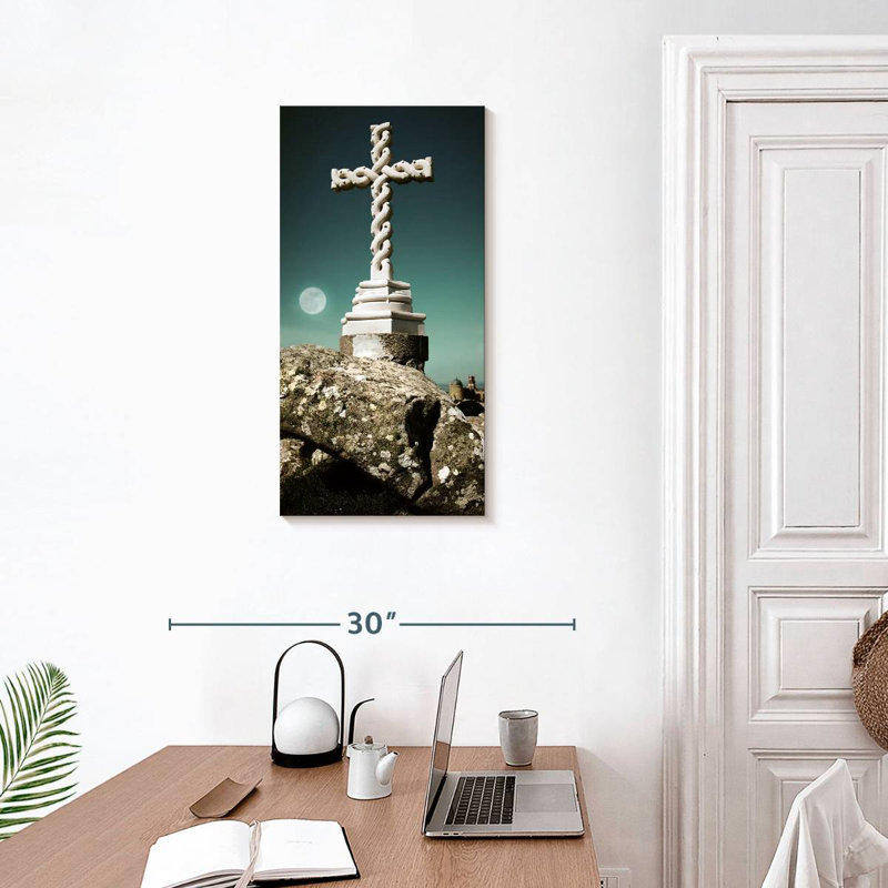 Croix du Christ, H 30 po x l 15 po