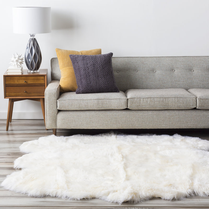 Finis Sheepskin Area Rug, Rectangle 6' x 8'