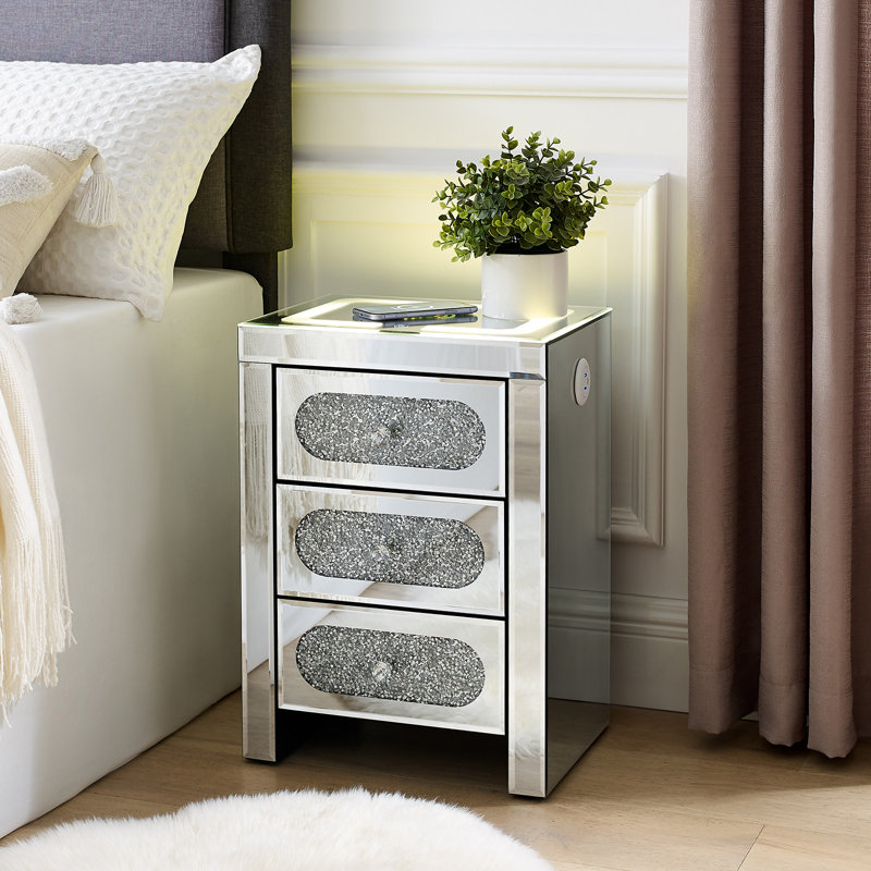 Granstrand 3 Drawer Bedside Table