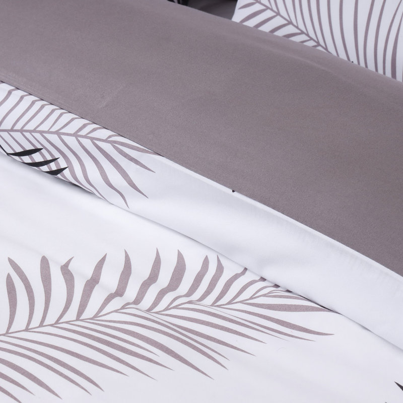 Microfiber Reversible Classic Luxury Leaf Bed Duvet Cover Set With Pillow cases