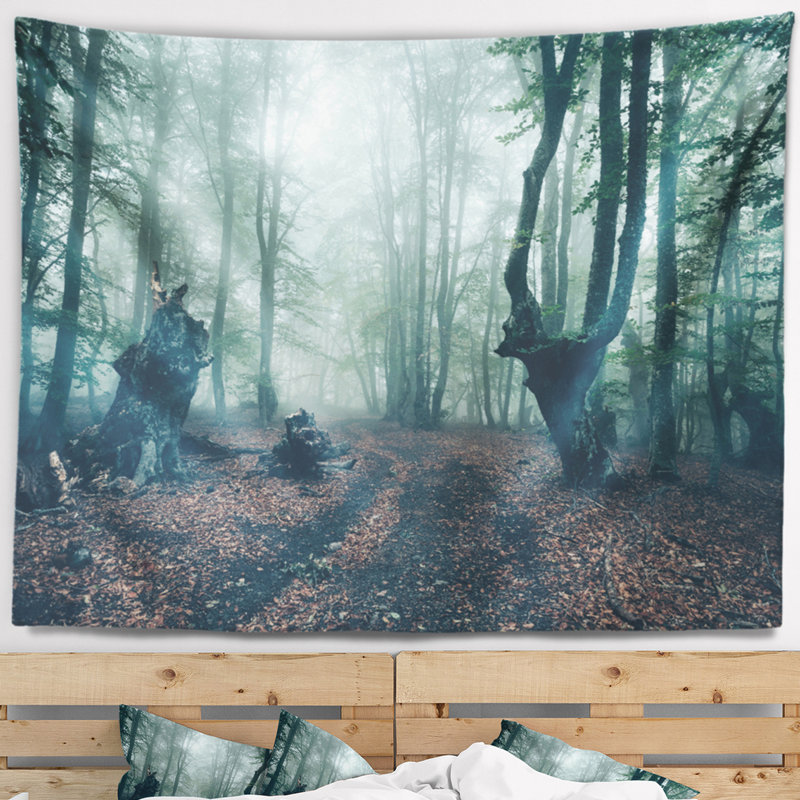 Tapisserie forêt sombre et arbres foncés Landscape, H 32 po x l 39 po