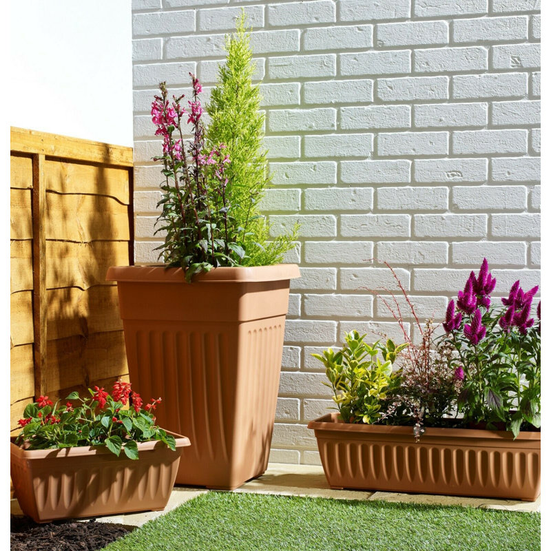 Asherman Pot Planter
