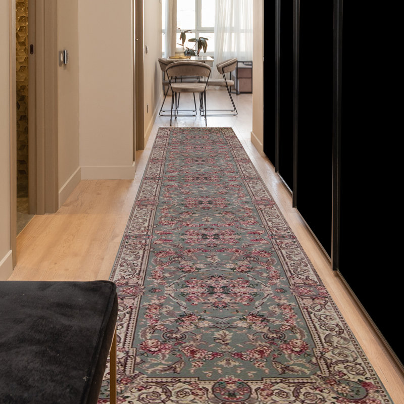 Chemin de table vert clair et crème noué à la main de haute qualité