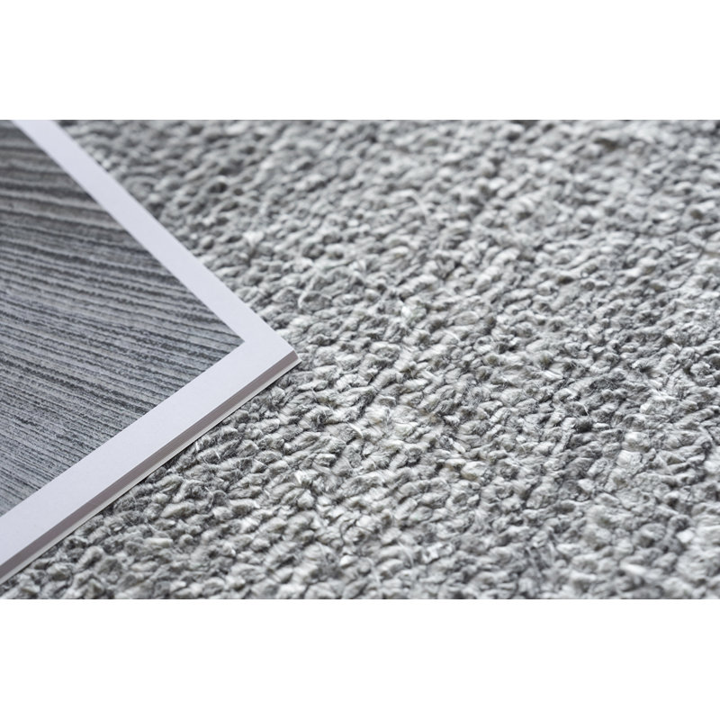 Plush Area Rug in Dark Silver, Rectangle 2' x 3'