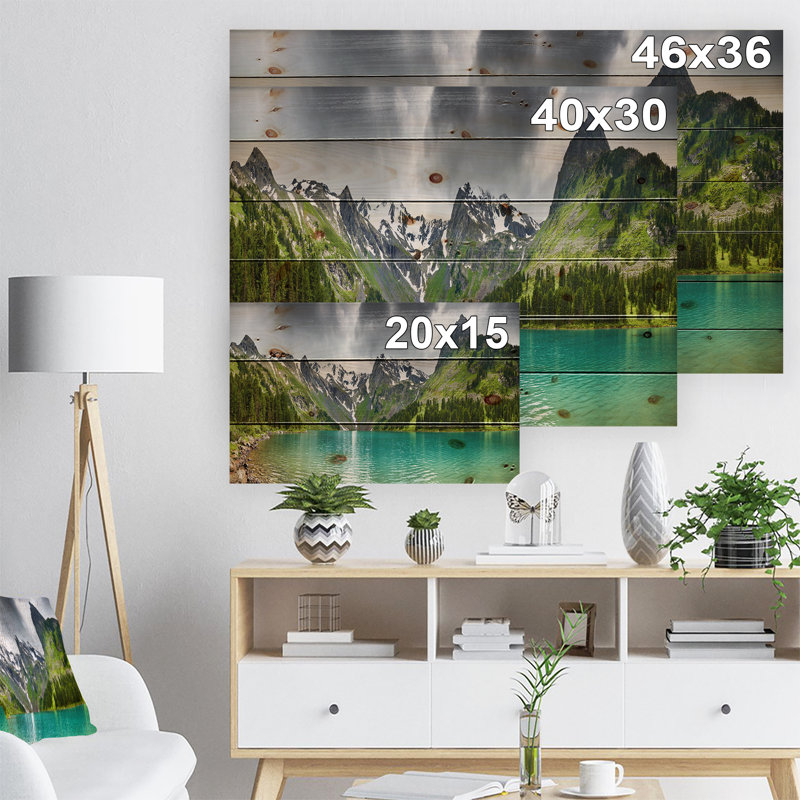 Mountain Lake Panorama - impression d'art graphique, H 36 po x l 46 po x P 1,5 po, Bois