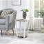 Table de bout ronde avec tablette grise de style contemporain. Fabriqué. 20dia. X H 20,5 po Rehaussez le décor de votre maison. Assemblage requis Gris. . Améliorez