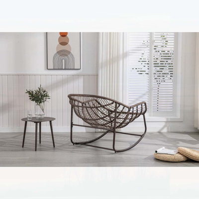 Chaise berçante d'extérieur durable en rotin avec coussin rembourré, idéale pour la véranda, le patio et le jardin, pouvant supporter jusqu'à 250 lb