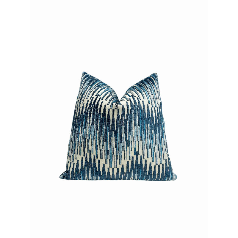 Housse de coussin en velours Zig Zag, Bleu / chevron blanc, H 22 po x l 22 po
