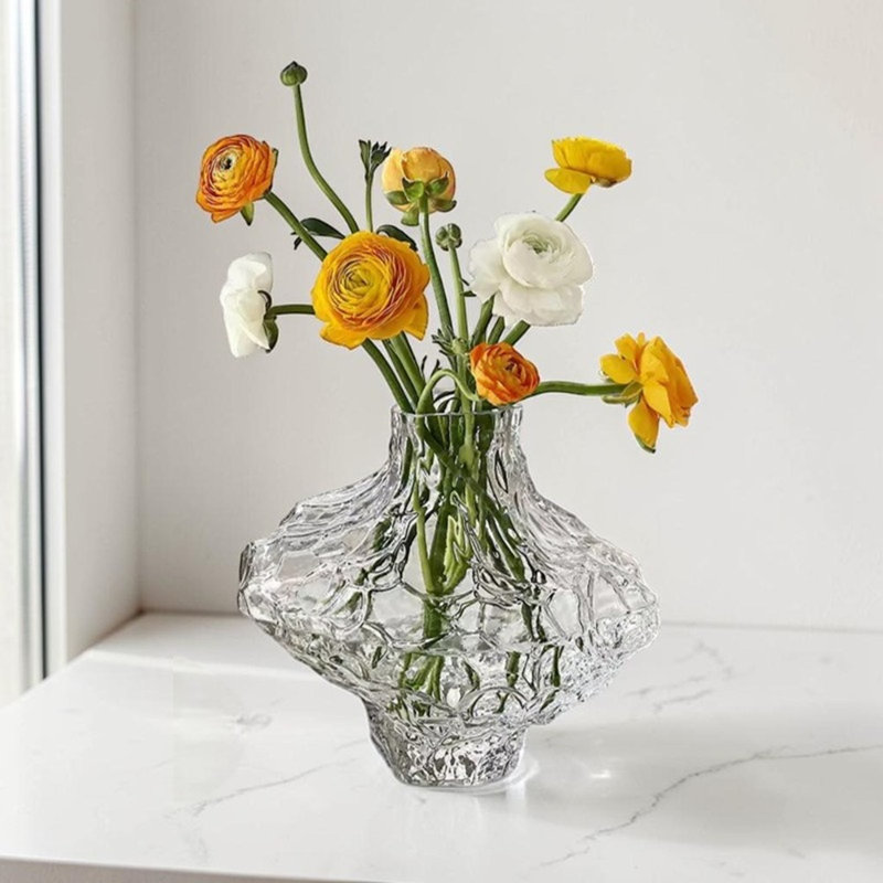 Vase en verre irrégulier Creative, 9.06" H x 10.24" W x 3.35" D