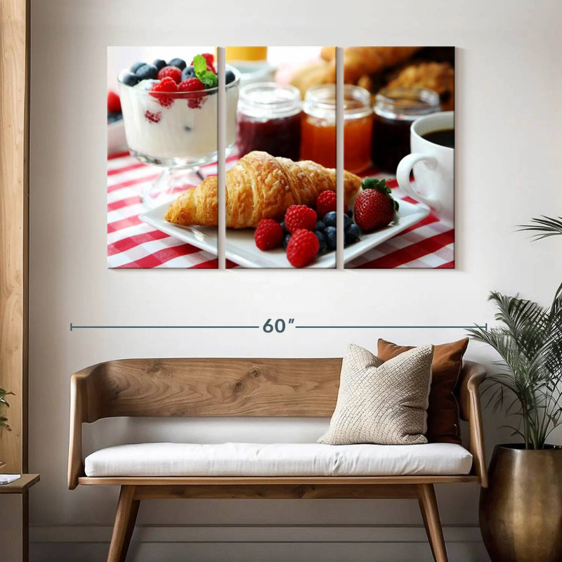 Yarlin croissant et baies, H 24 po x l 38 po
