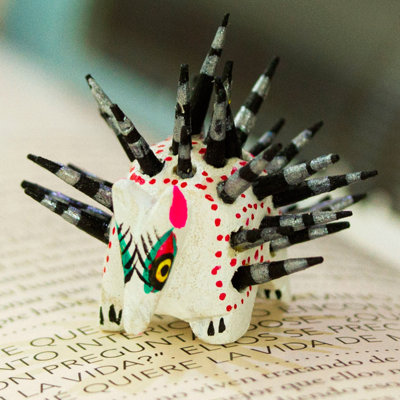 Kroen Animals Figurines & Sculptures