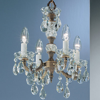 Lustre classique / traditionnel à 4 lumières de style bougie Ewert