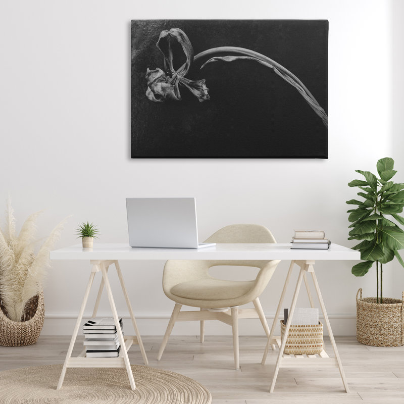 Toile souple à fleurs effondrées, design par Amy Carroll, H 30 po x l 45 po