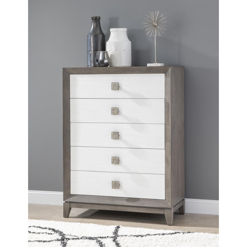 Cayder 42.25'' W 5 - Drawer Dresser