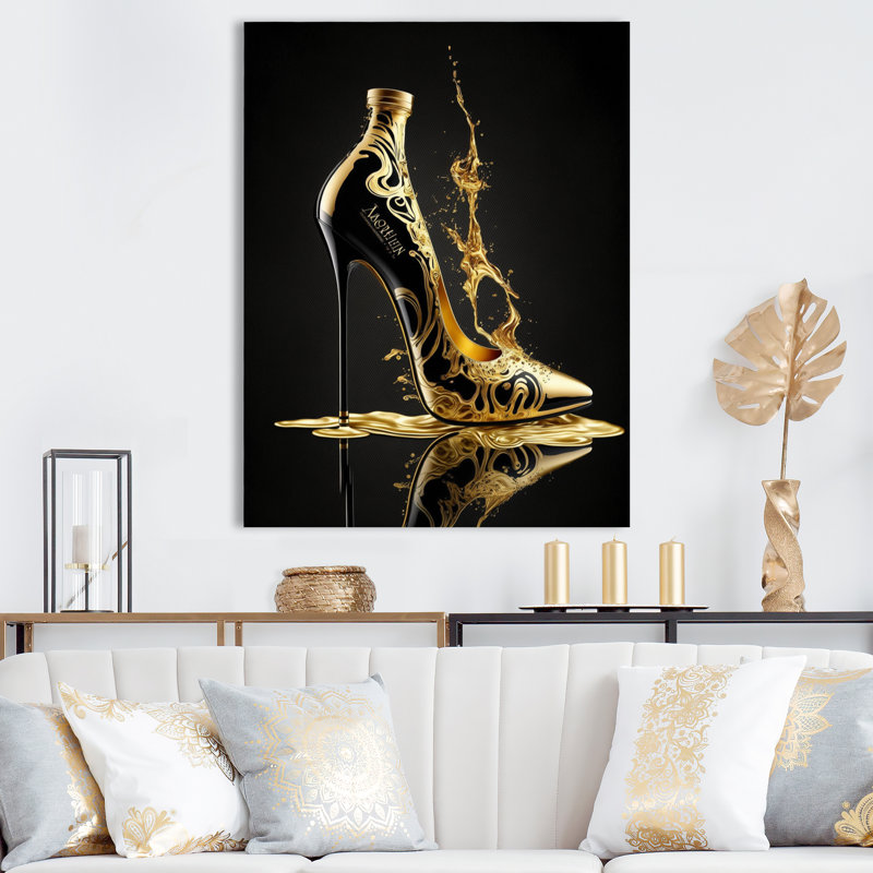 Golden Drip High Heel - Décoration murale mode en métal, H 32 po x l 16 po x P 1 po