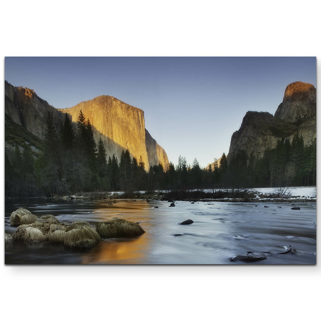 Leinwandbild See mit Steilwand im Yosemite-Nationalpark