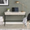 Bureau d'écriture Mid-Century à 47 tiroirs 47,75 po