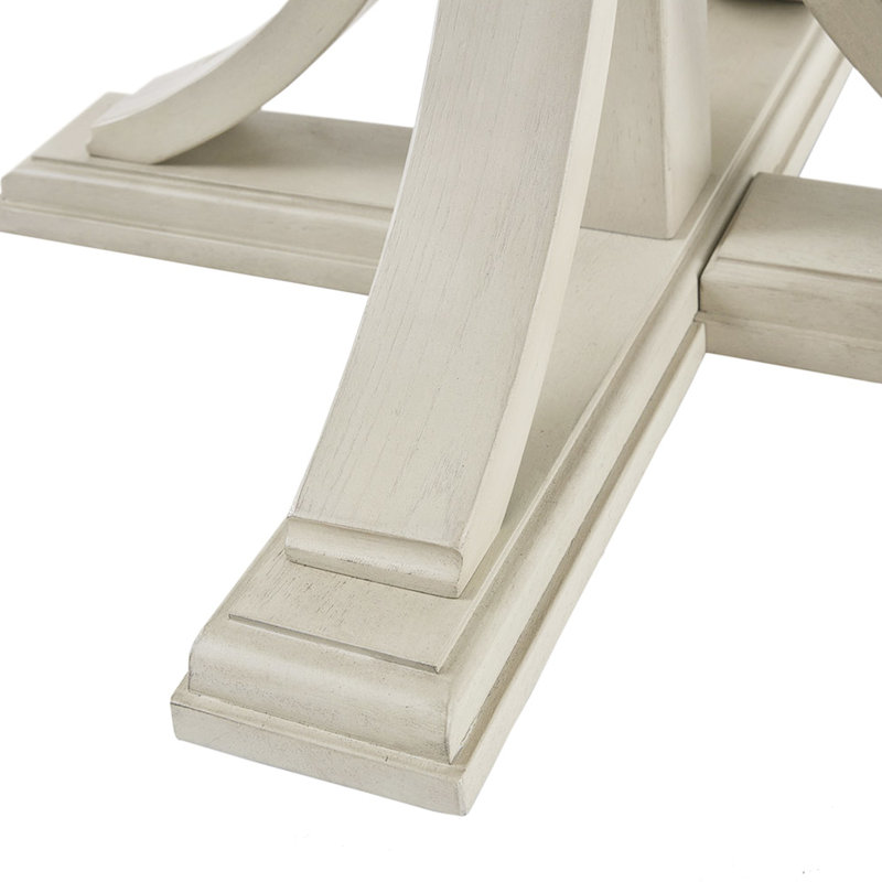 Table ronde de 112 cm (44 po) en bois massif, fini crème antique, idéale pour la salle à manger, pour 4 à 6 personnes. Plateau et pieds plaqués. Assemblage requis. Outils fournis.