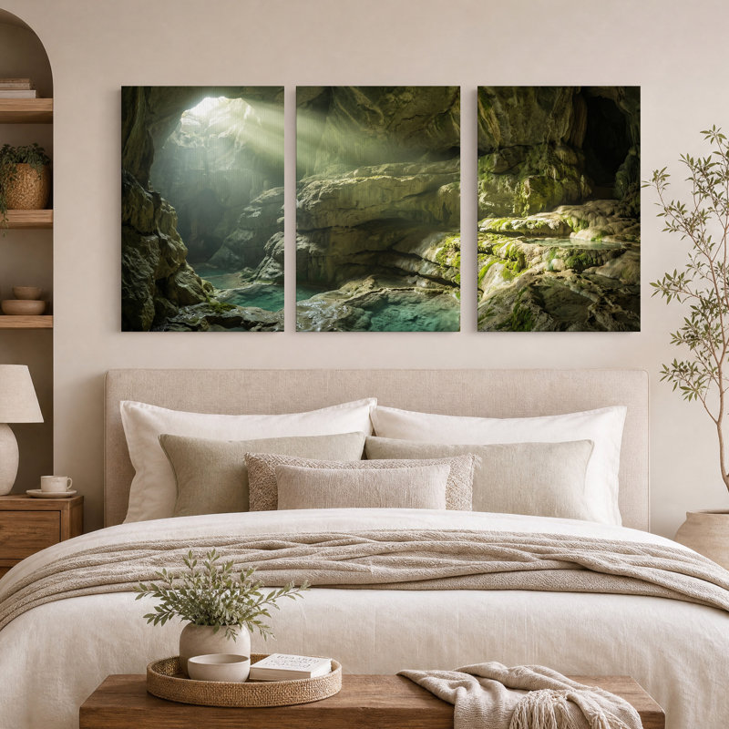 Ensemble de 3 toiles murales représentant une grotte ensoleillée avec de la mousse verte et de l'eau turquoise