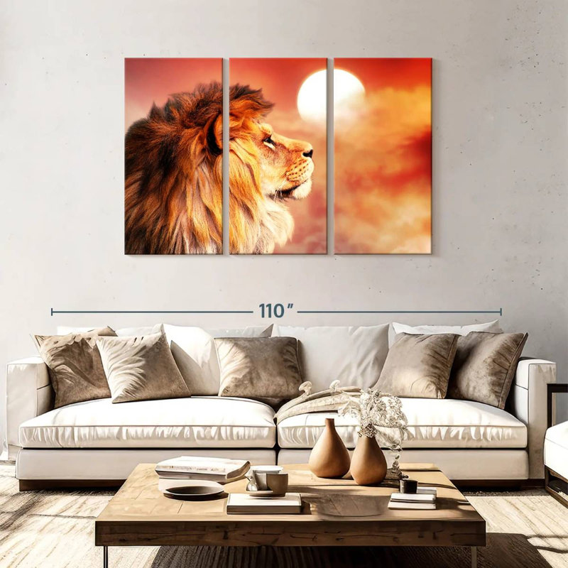 Lion ronce surplombant le coucher du soleil, H 48 po x l 74 po